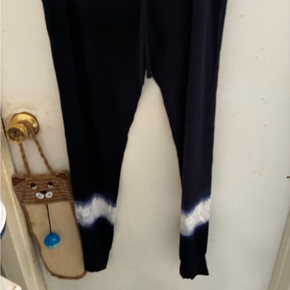 Alfani Black and White Tie-Dye Leggings ( not maternity and not kids!! Wom med